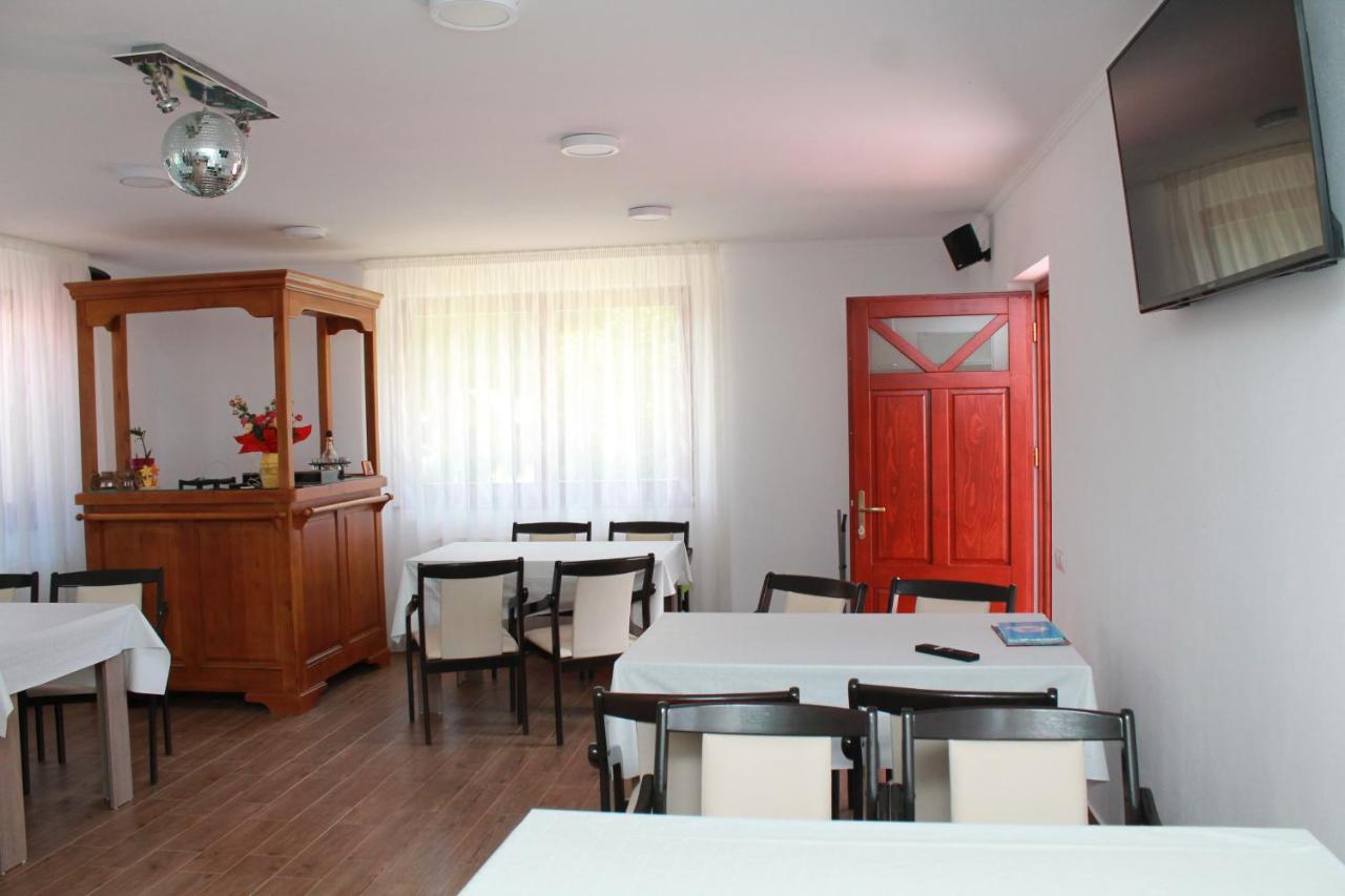 סובאטה Casa Moldovan מראה חיצוני תמונה