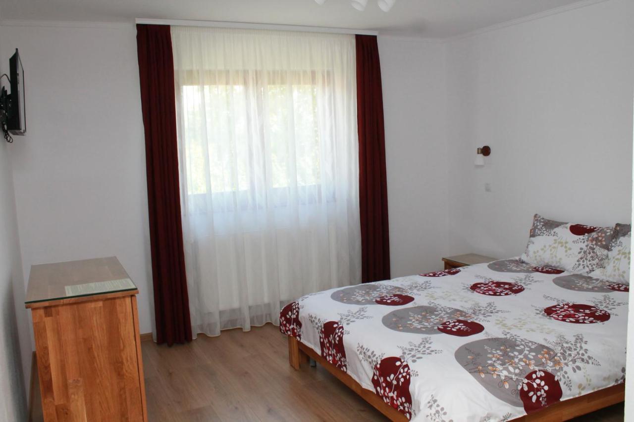 סובאטה Casa Moldovan מראה חיצוני תמונה
