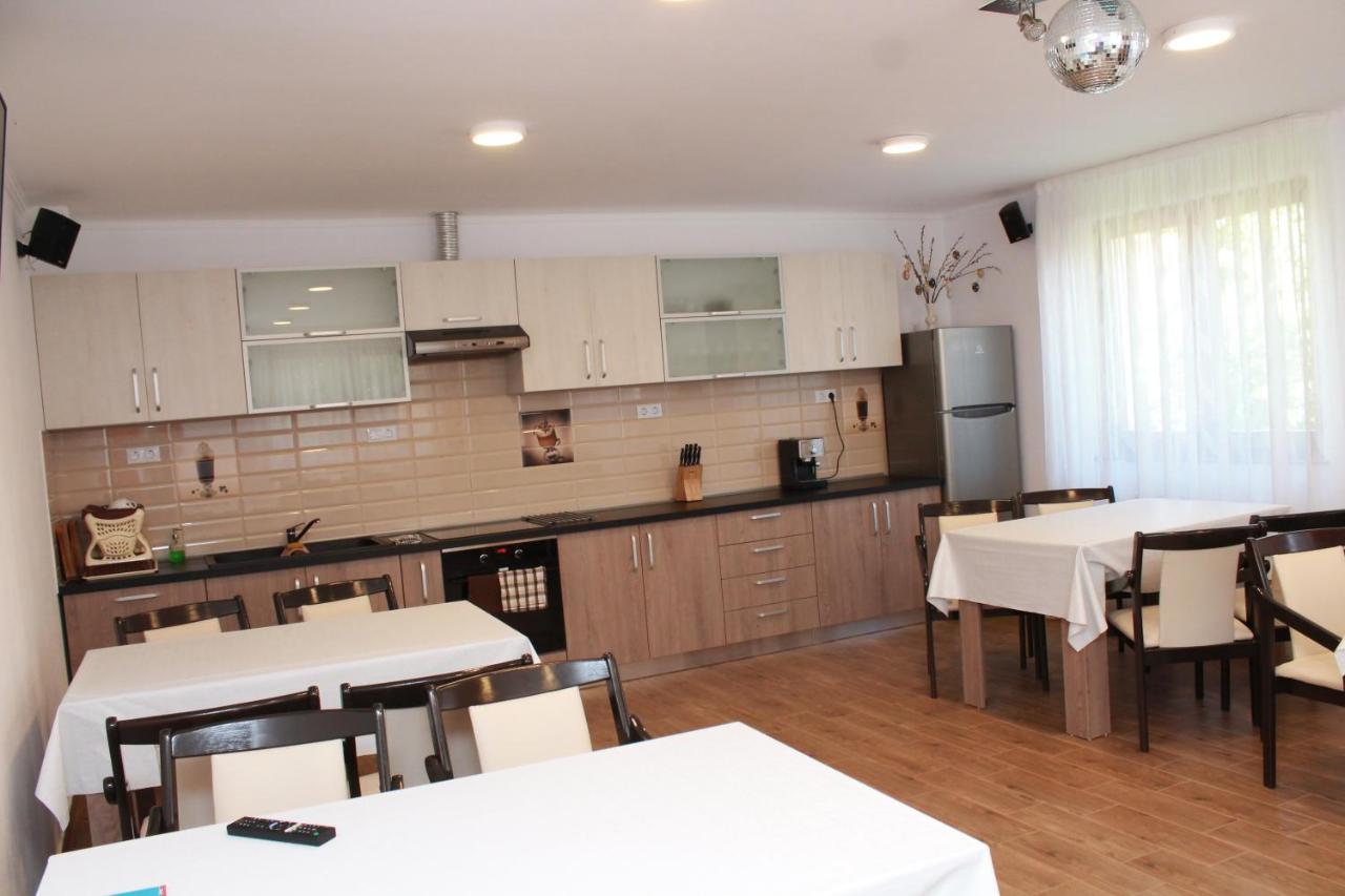 סובאטה Casa Moldovan מראה חיצוני תמונה