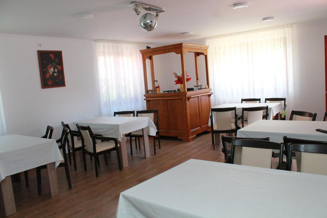 סובאטה Casa Moldovan מראה חיצוני תמונה
