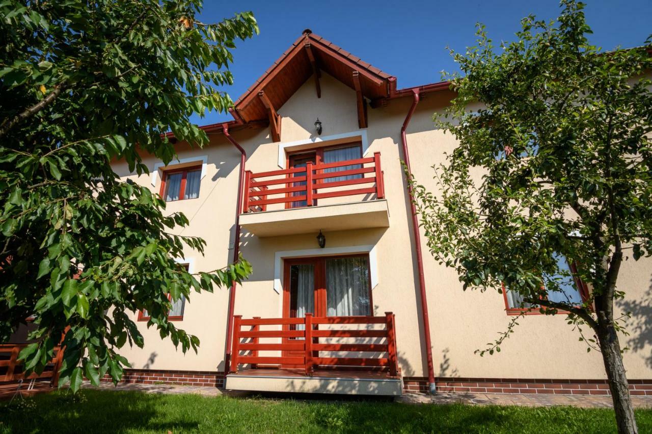 סובאטה Casa Moldovan מראה חיצוני תמונה
