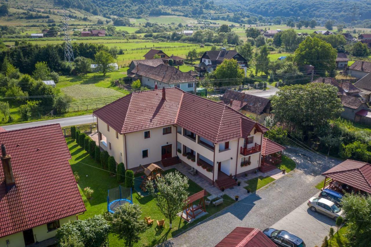 סובאטה Casa Moldovan מראה חיצוני תמונה