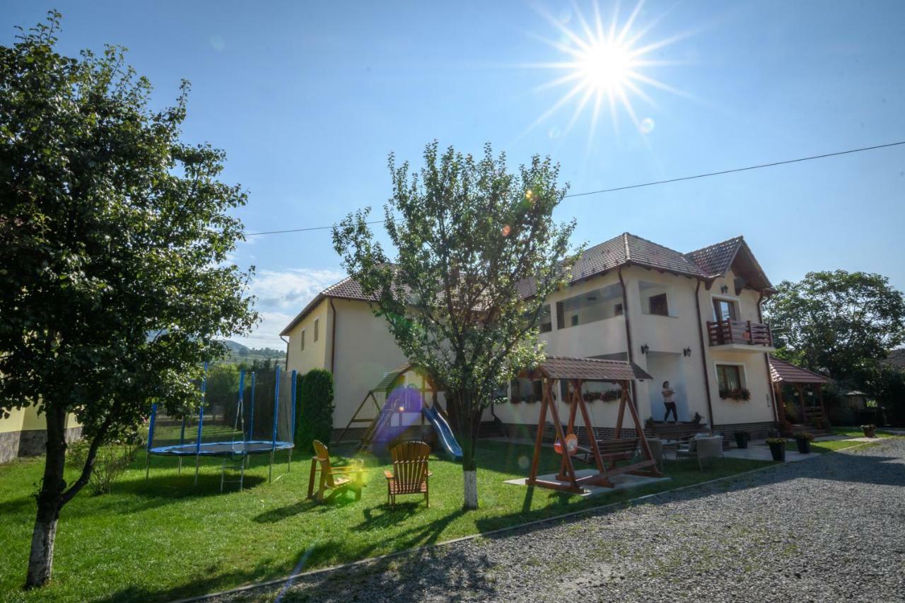 סובאטה Casa Moldovan מראה חיצוני תמונה